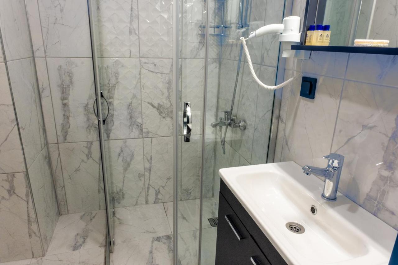Pera Hotel 3*